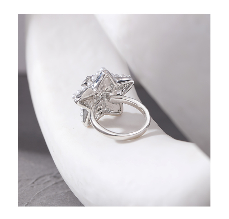 Pearl Star Ring – Gold Five-Pointed Star Ring with Pearls