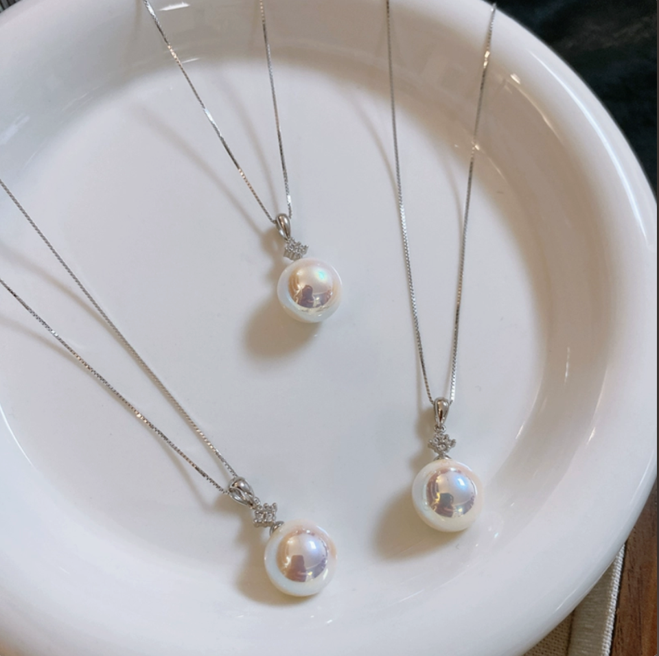 Pink Pearl Pendant Necklace – Silver Clover Clasp Necklace