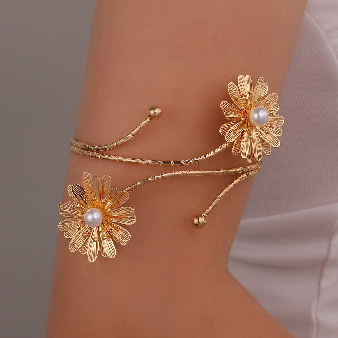 Flower Pearl Cuff Bracelet – Gold Open Bangle with Daisy Blossoms