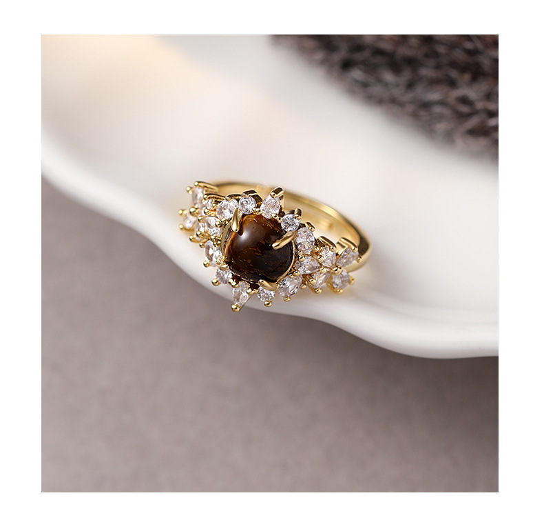 Court Tiger's Eye Halo Ring – Gold Vintage Zircon Statement Ring