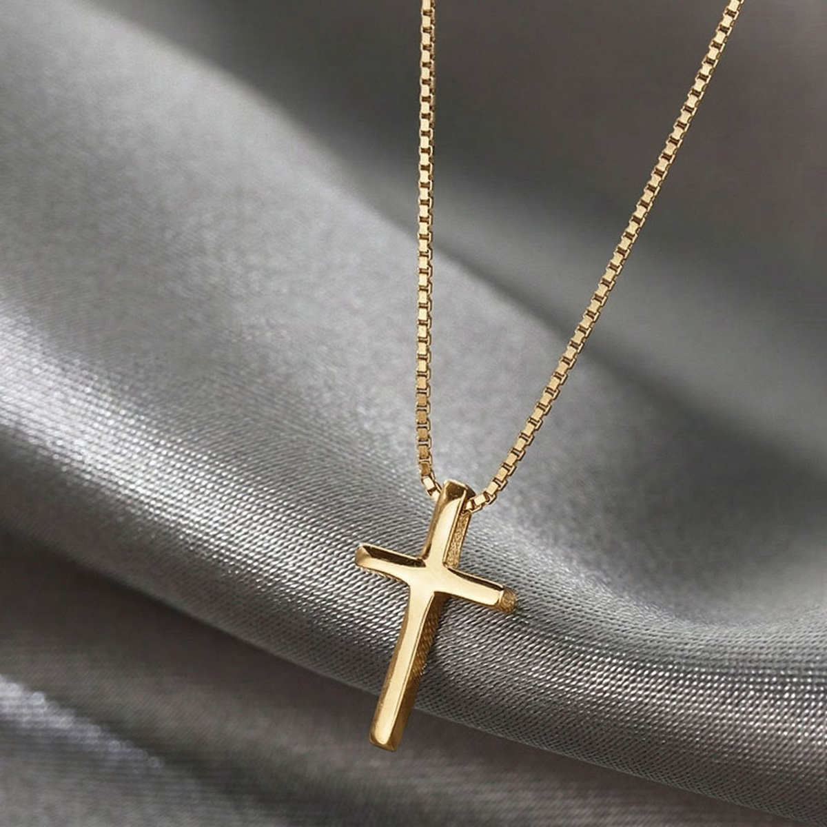 Minimalist Cross Necklace – Titanium Steel in Silver & Gold