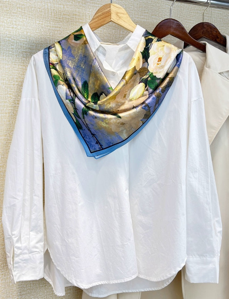 Nordic Oil-Painting Camellia Silk Square Scarf - 68 x 68 cm