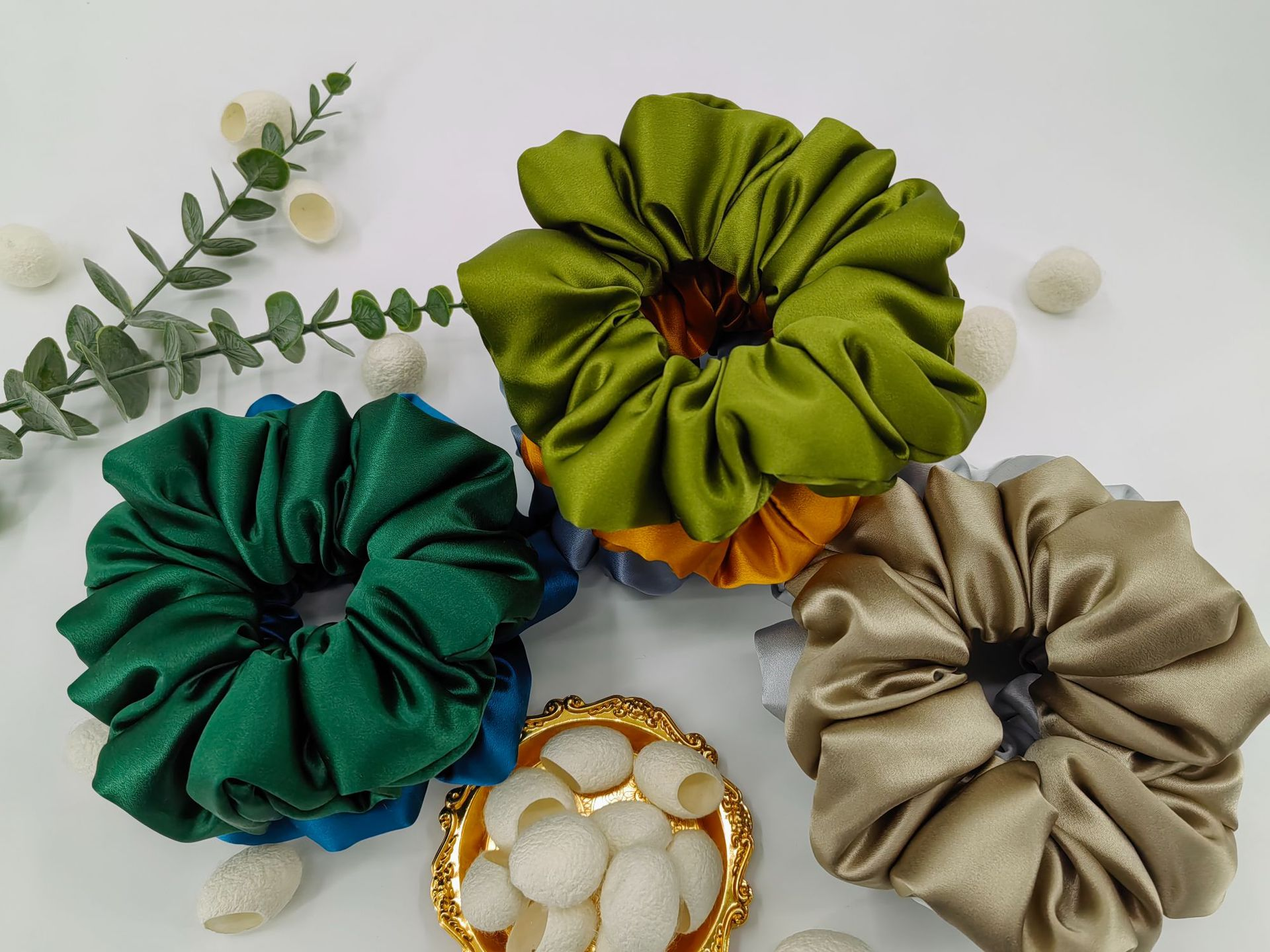 22 Momme Oversized Silk Scrunchie – 6 cm