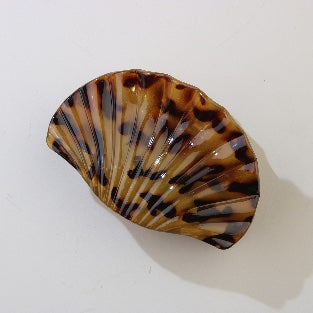 Golden Shell Large Hair Claw Clip – 9 Colors