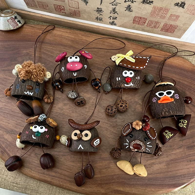 Natural Seed Pod Doll Bag Charm – Handmade Animal Keychain in 7 Styles