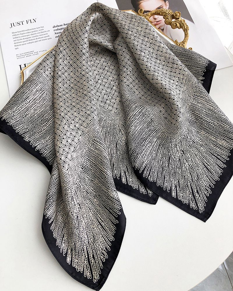 14 Momme Mulberry Silk Square Scarf - 65 x 65 cm