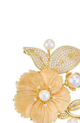 Mother of Pearl Flower Brooch Pin with Freshwater Pearls – Gold-Plated Floral Brooch, Wear as Brooch or Pendant