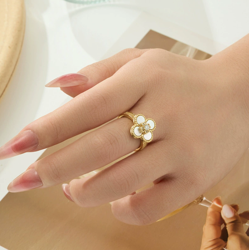 Mother of Pearl Four-Leaf Clover Ring – Adjustable Open Ring with Zirconia, Gold / Silver