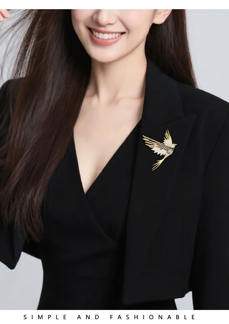 Enamel Flying Bird Brooch Pin – Crystal Swallow Brooch, Vintage-Inspired Bird Pin