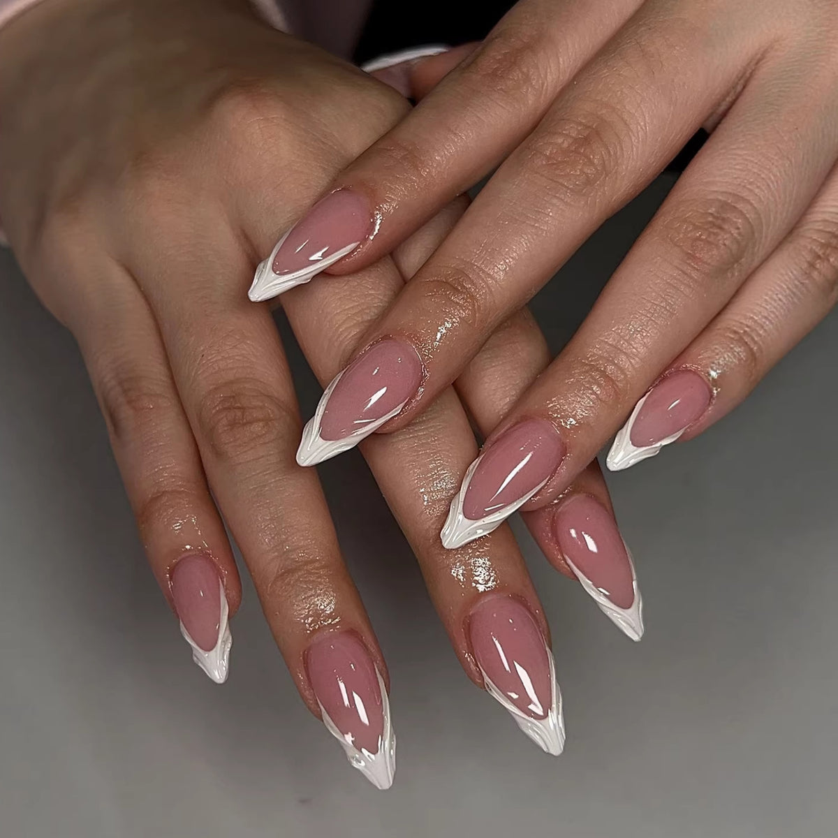 White Sculpted French press-on nail design, style Y728