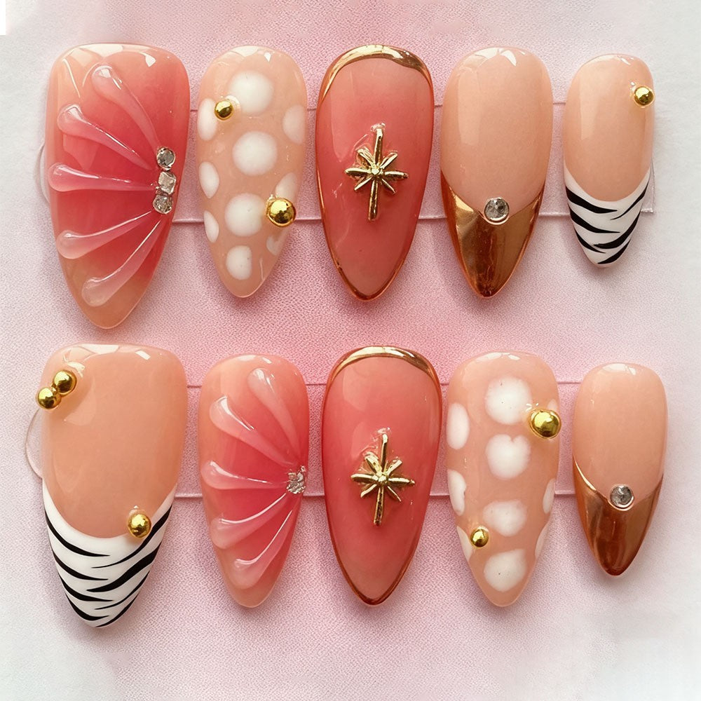 Coral Shells & Star Accents press-on nail design, style Z054