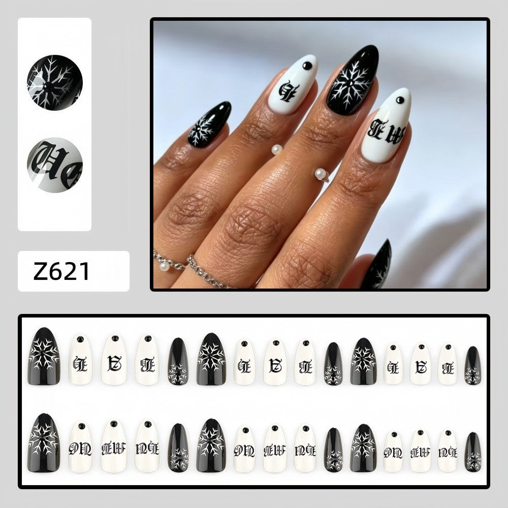 Black & White Winter Stars Christmas press-on nail design, style Z621, 30-piece set
