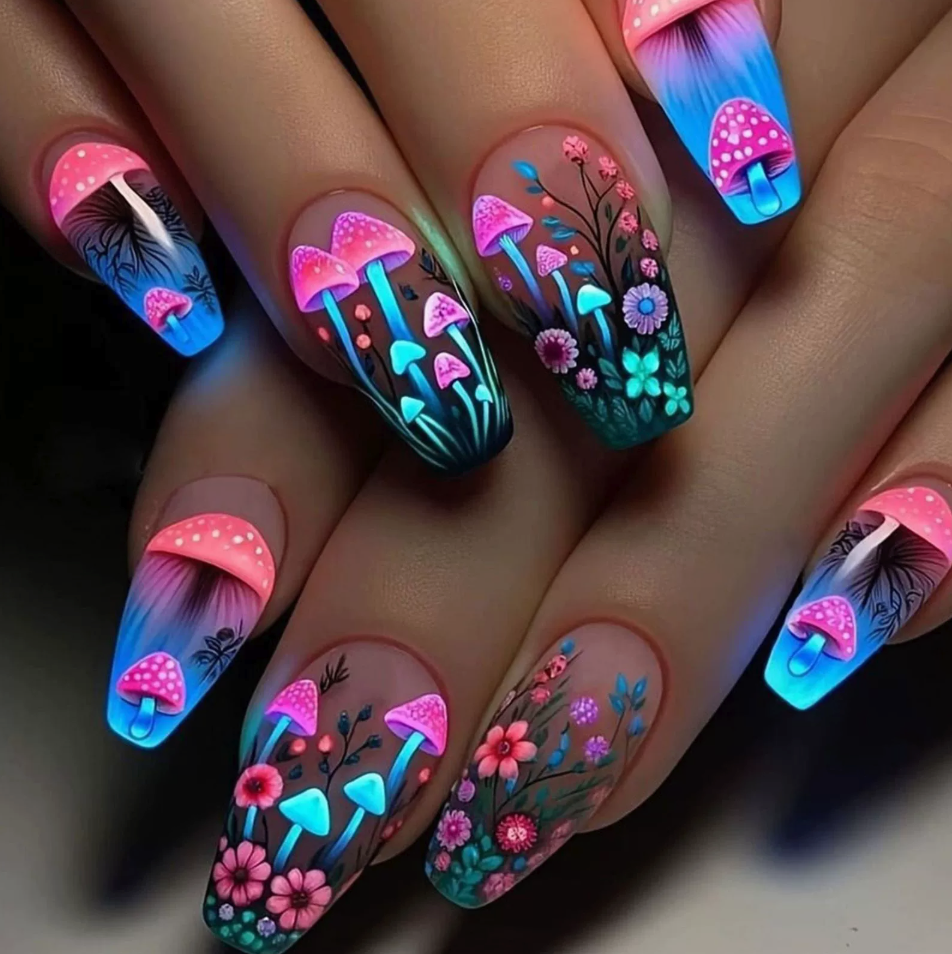 Fantasy Mushroom Garden press-on nail design, style Y719