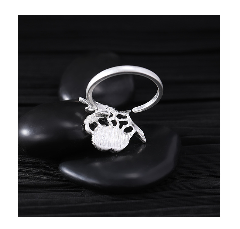 Back view of the openwork rose setting and adjustable open band