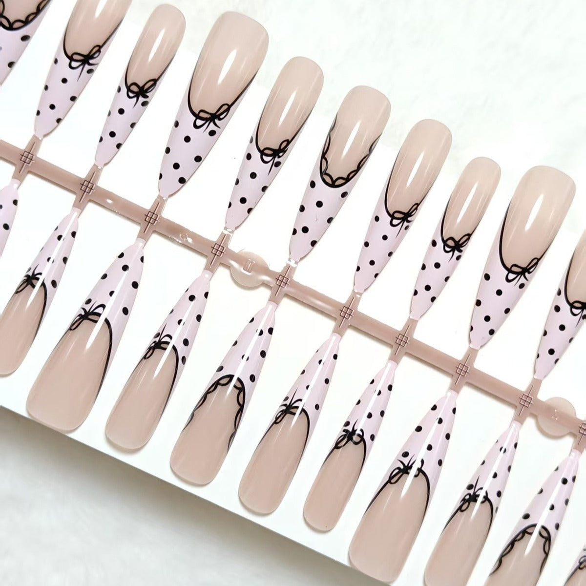 Lace Bow Press-On Nails – Y786, 3 Sizes